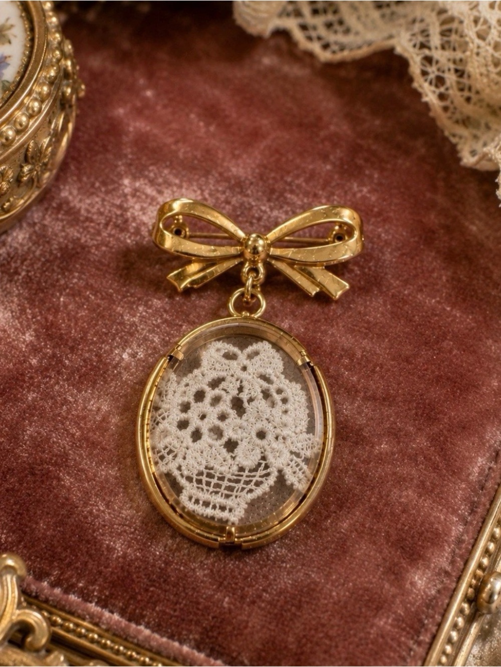 Vintage Gold Tone Bow Locket Brooch Handmade Lace Insert Oval Romantic Victorian